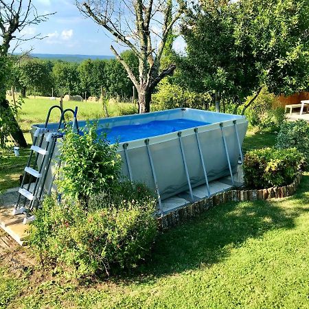 Les Petits Self Contained 2 Bedroom Apartment Molieres (Dordogne) ภายนอก รูปภาพ