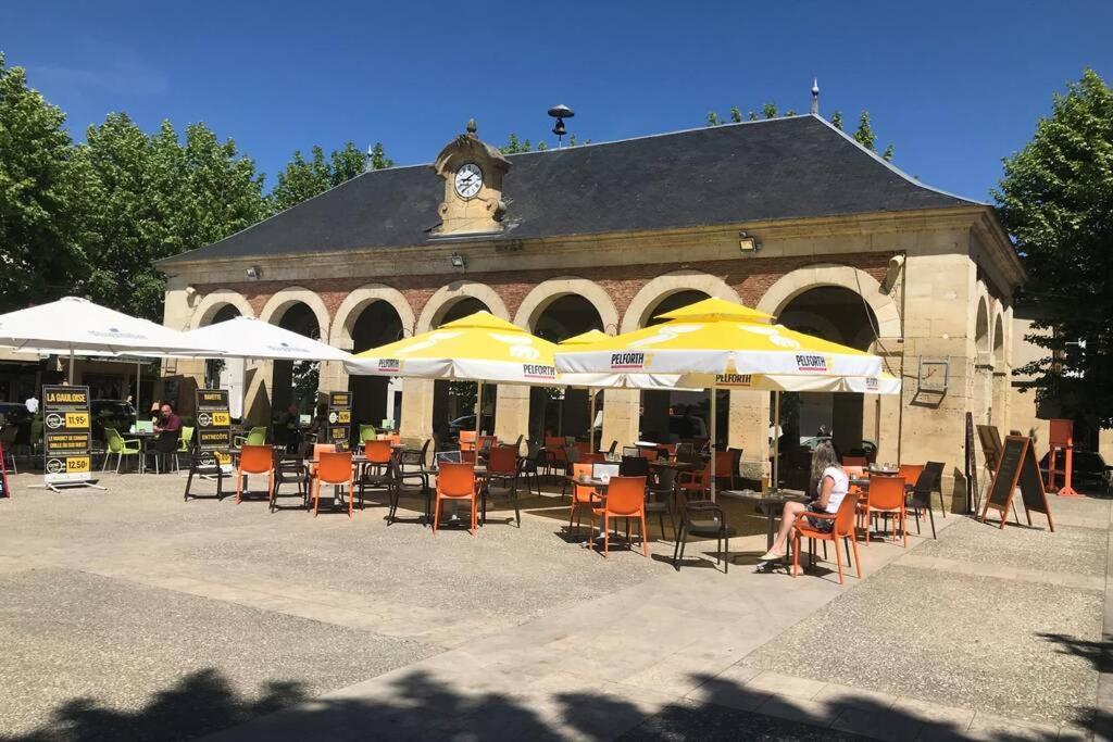 Les Petits Self Contained 2 Bedroom Apartment Molieres (Dordogne) ภายนอก รูปภาพ