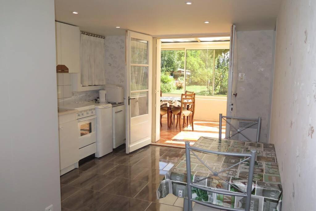 Les Petits Self Contained 2 Bedroom Apartment Molieres (Dordogne) ภายนอก รูปภาพ