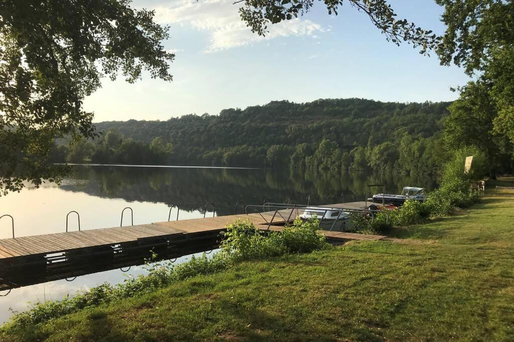 Les Petits Self Contained 2 Bedroom Apartment Molieres (Dordogne) ภายนอก รูปภาพ
