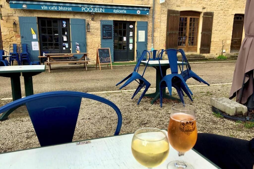Les Petits Self Contained 2 Bedroom Apartment Molieres (Dordogne) ภายนอก รูปภาพ